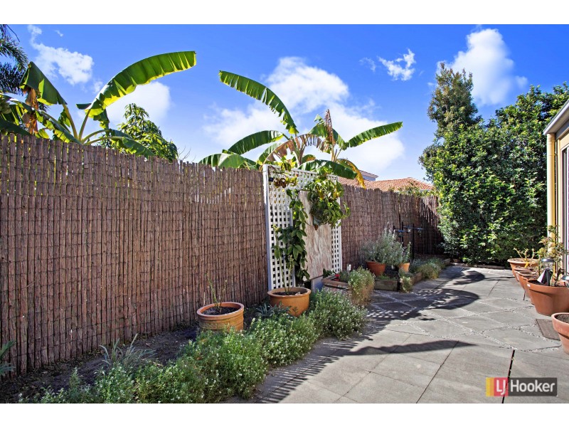 2/9 Amazons Place, Sinnamon Park QLD 4073