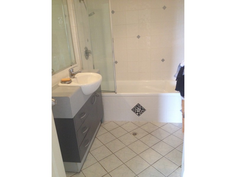 11/124 Sydney Street, New Farm QLD 4005