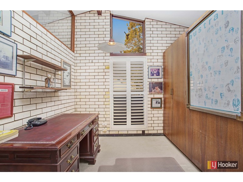 1 Bellata Street, The Gap QLD 4061