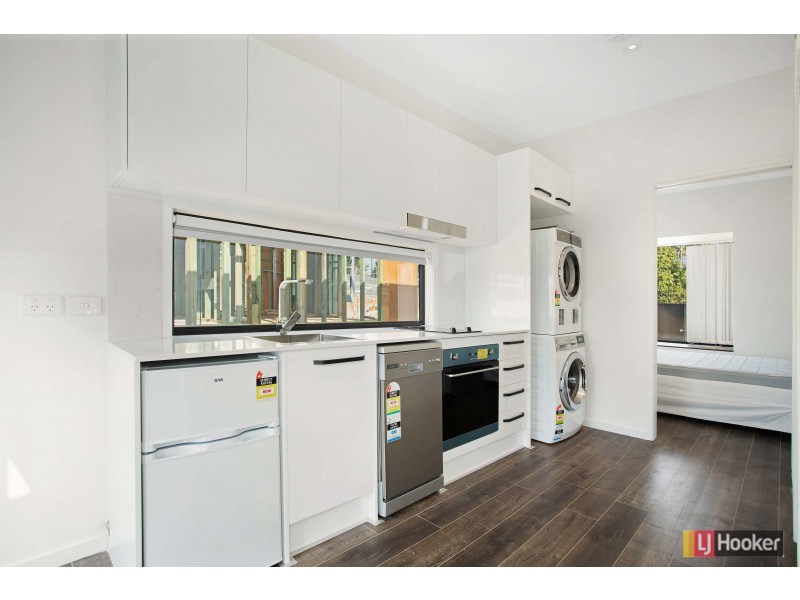 19 A & B Coopers Camp Road, Bardon QLD 4065