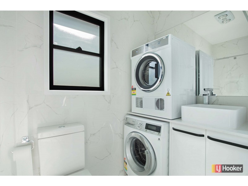 19 A & B Coopers Camp Road, Bardon QLD 4065