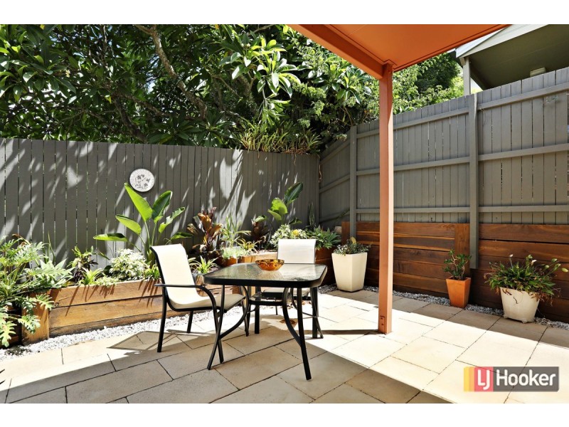 2/39 Beth Eden Terrace, Ashgrove QLD 4060