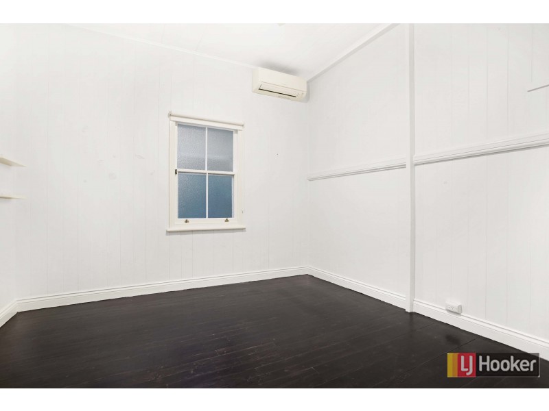 32 Windsor Road, Red Hill QLD 4059