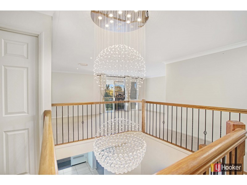 4 Naturesque Close, Mitchelton QLD 4053