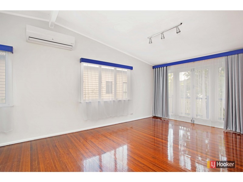 11 Hawick Street, Ashgrove QLD 4060