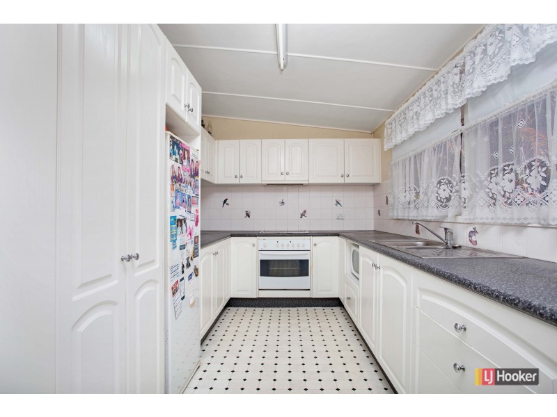 20 Quirk Street, The Gap QLD 4061