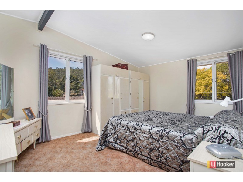 20 Quirk Street, The Gap QLD 4061