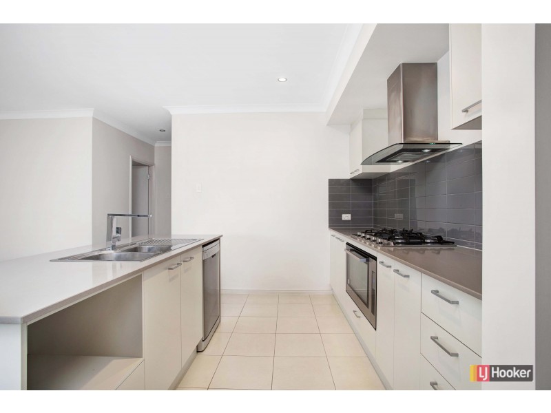 70 McGinn Road, Ferny Grove QLD 4055