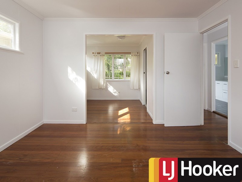26 Woodside Street, The Gap QLD 4061