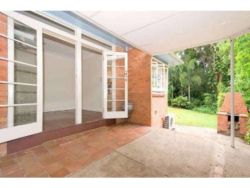 29 Beatrice Street, Bardon QLD 4065