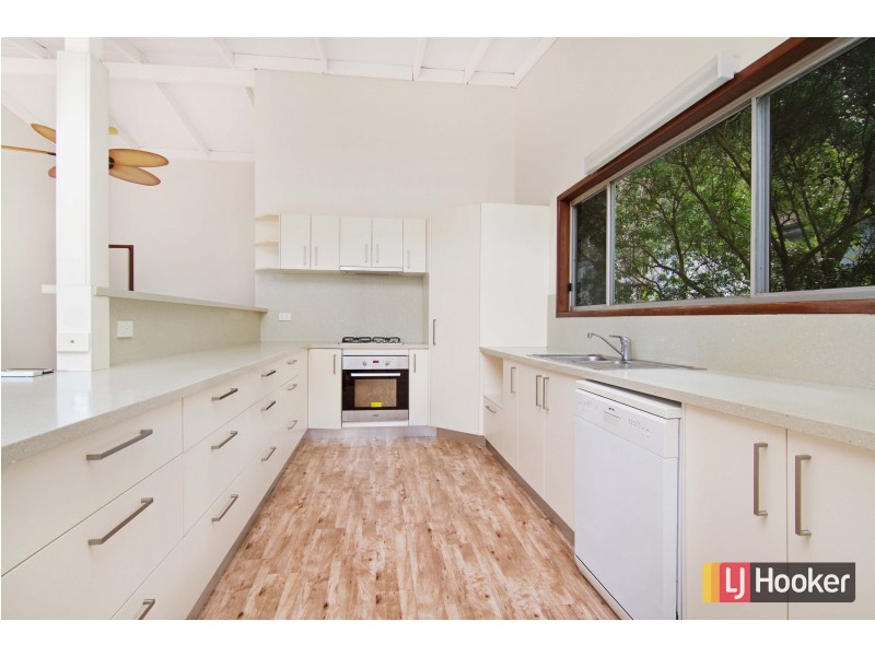 37 Grand Parade, Ashgrove QLD 4060