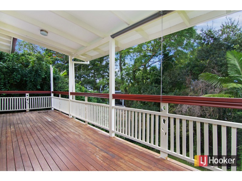 37 Grand Parade, Ashgrove QLD 4060