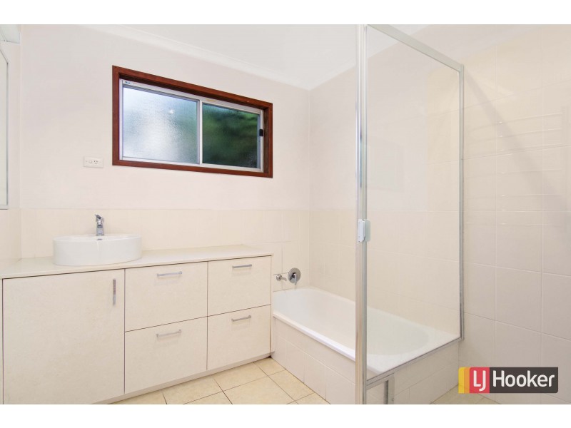 37 Grand Parade, Ashgrove QLD 4060