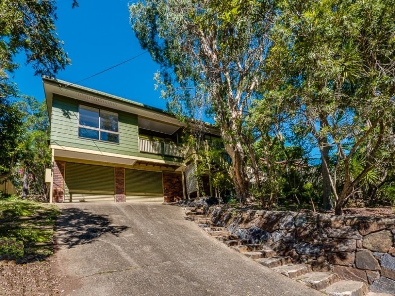 22 Yathong Court, Arana Hills QLD 4054
