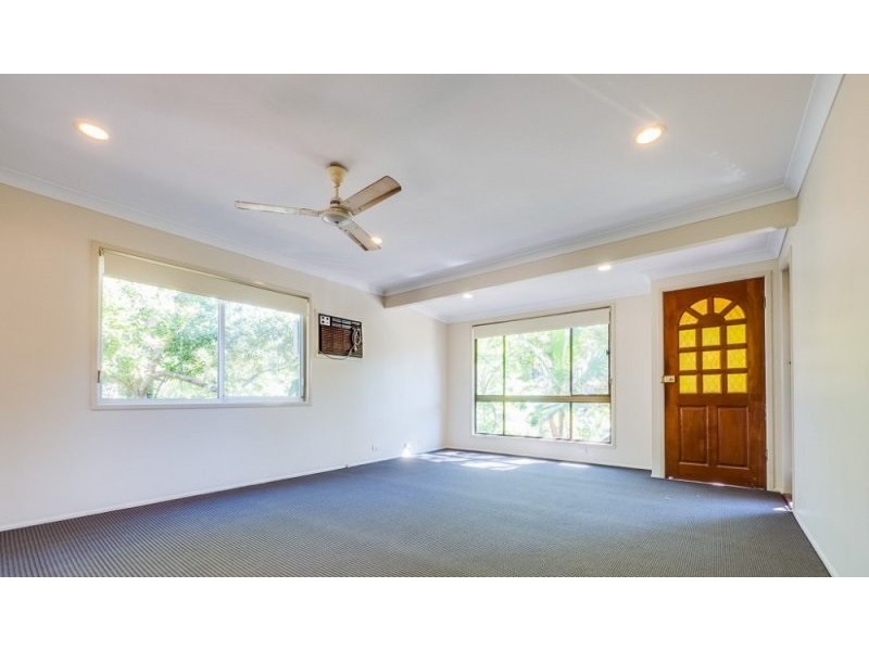 22 Yathong Court, Arana Hills QLD 4054