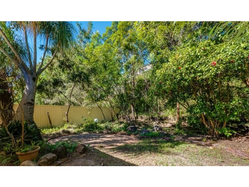 22 Yathong Court, Arana Hills QLD 4054