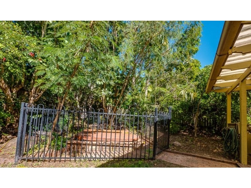 22 Yathong Court, Arana Hills QLD 4054