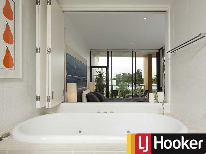 221/10 Pidgeon Close, West End QLD 4101