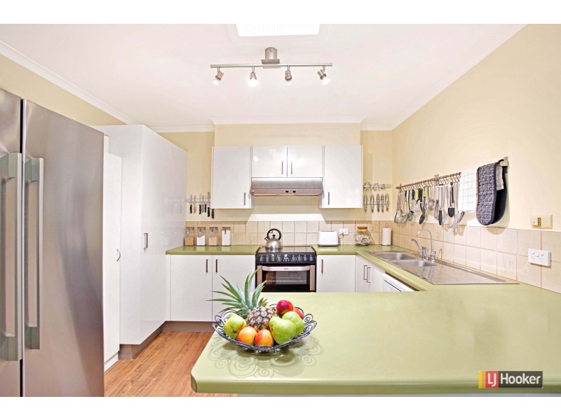 17 Grimsby Street, The Gap QLD 4061