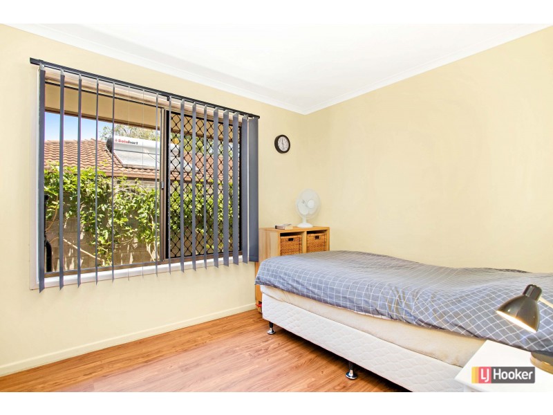 17 Grimsby Street, The Gap QLD 4061