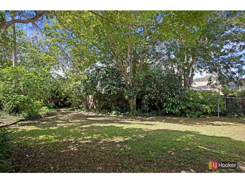 3 Madeira Street, The Gap QLD 4061
