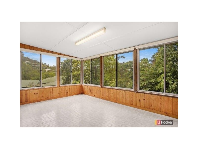 7 Greenlanes Road, Ashgrove QLD 4060