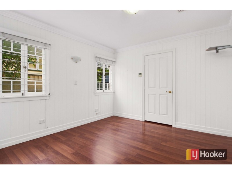 180 Ashgrove Avenue, Ashgrove QLD 4060