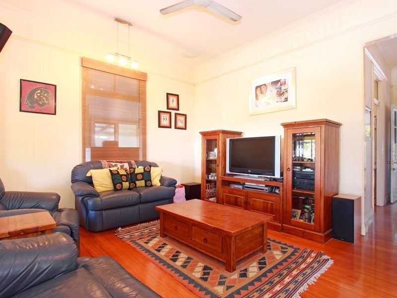 136 Wilston Road, Newmarket QLD 4051