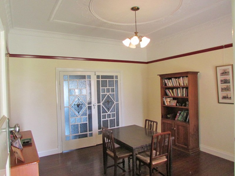 18 Glory Street, Ashgrove QLD 4060