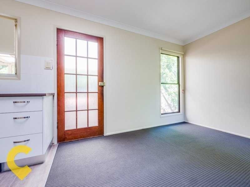 22 Yathong Ct, Arana Hills QLD 4054