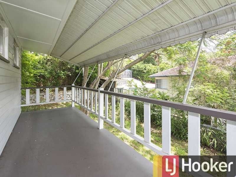 2 Teale Street, Ashgrove QLD 4060