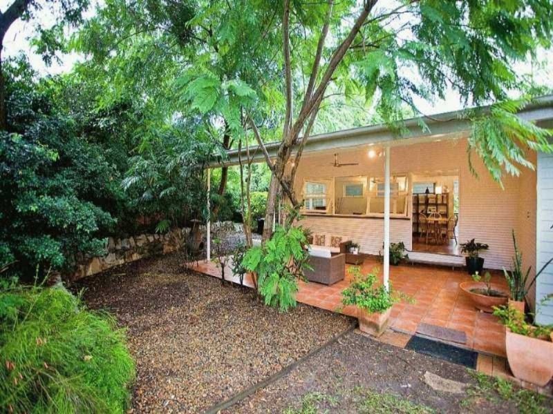 2 Teale Street, Ashgrove QLD 4060
