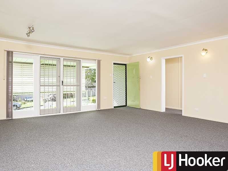 8 Chingford St, Chermside West QLD 4032