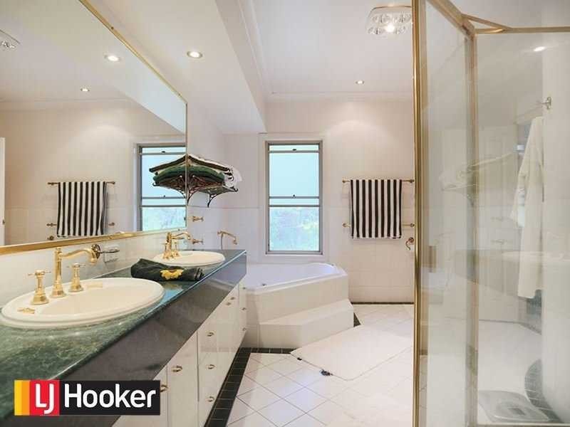 81 Clare Place, The Gap QLD 4061