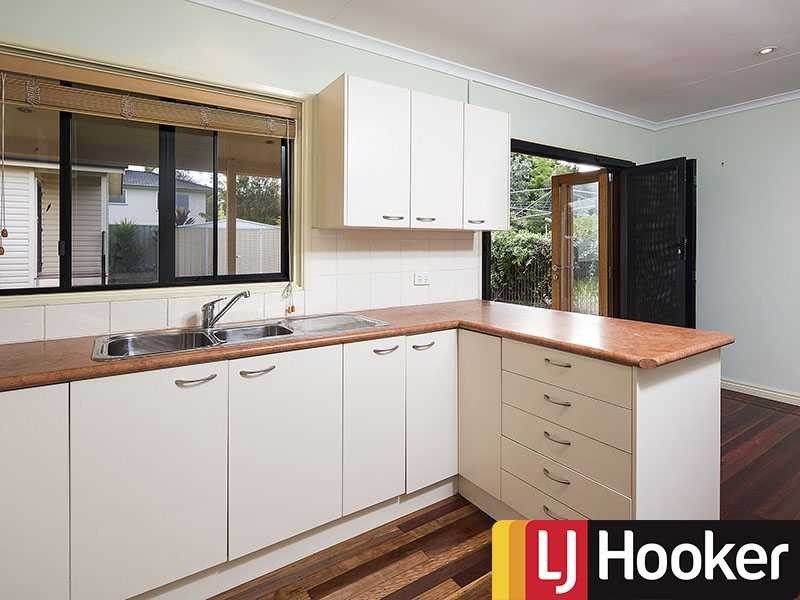 18 Coolibah Cres, Ferny Hills QLD 4055