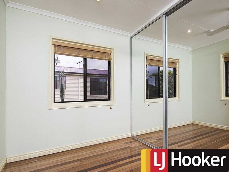 18 Coolibah Cres, Ferny Hills QLD 4055