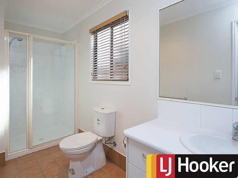 18 Coolibah Cres, Ferny Hills QLD 4055