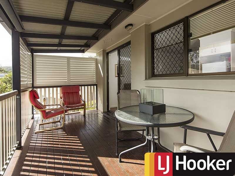 30 Currawang St, The Gap QLD 4061