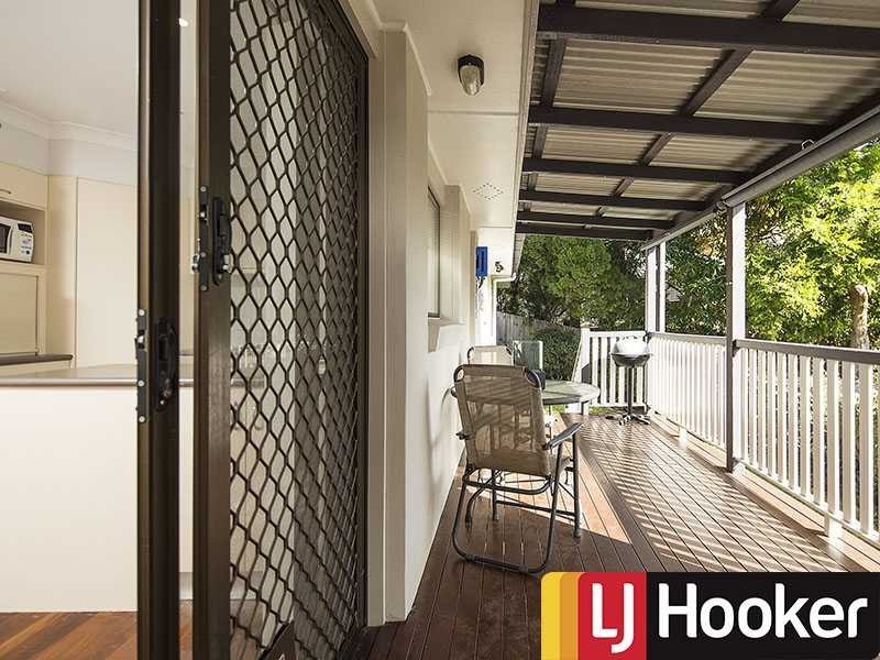 30 Currawang St, The Gap QLD 4061