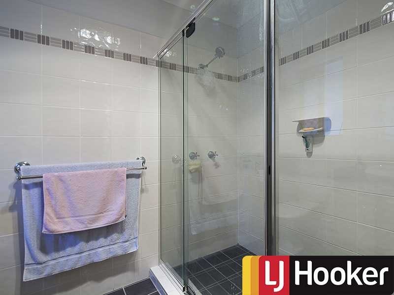 30 Currawang St, The Gap QLD 4061