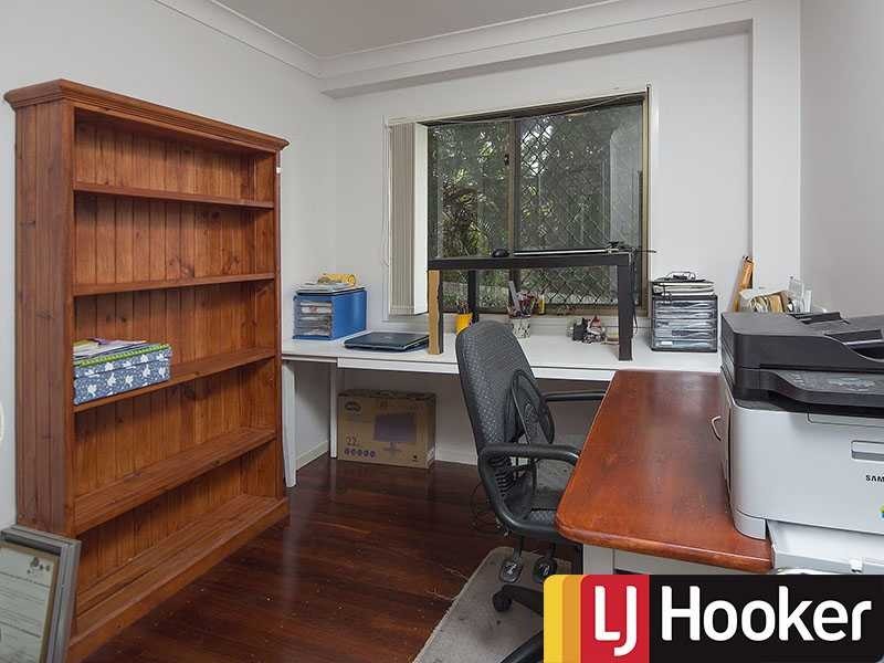 30 Currawang St, The Gap QLD 4061