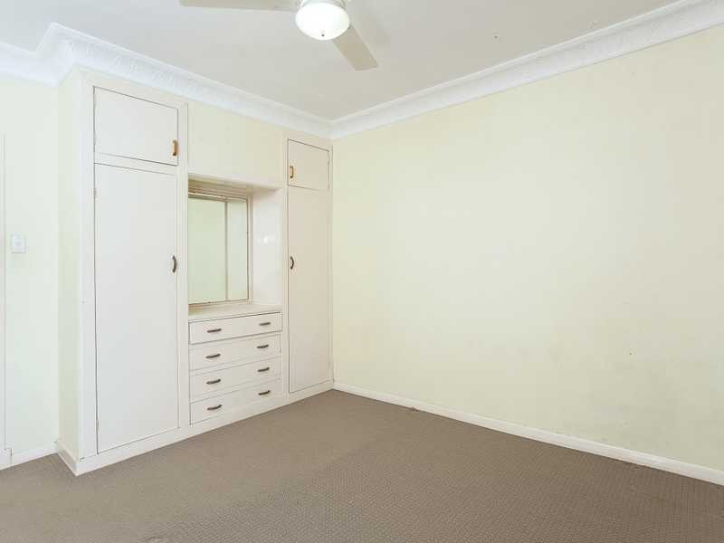 35 Simpsons Road, Bardon QLD 4065