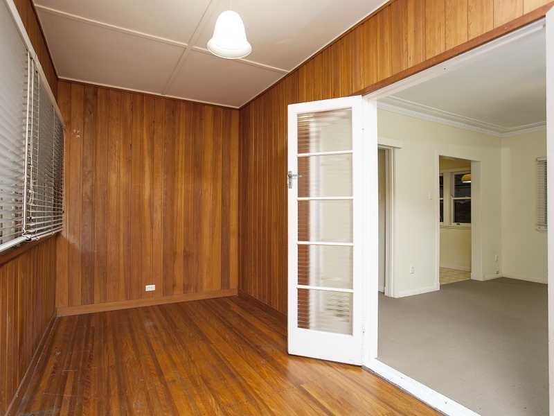 35 Simpsons Road, Bardon QLD 4065