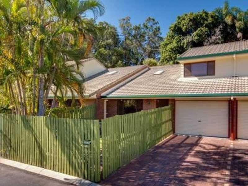 12 Quinnia Court, Ferny Hills QLD 4055