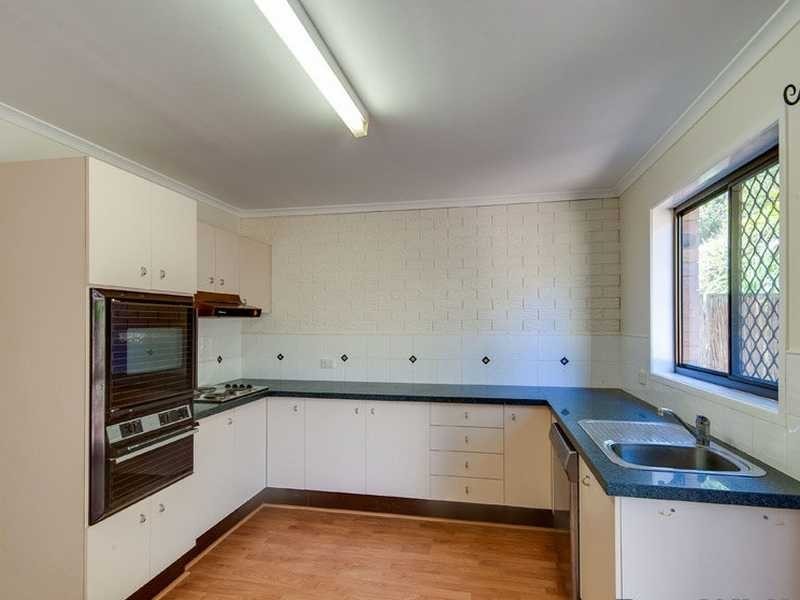 12 Quinnia Court, Ferny Hills QLD 4055