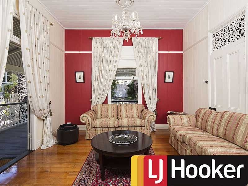 71 Coopers Camp Rd, Bardon QLD 4065