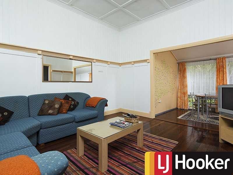 438 Waterworks Rd, Ashgrove QLD 4060