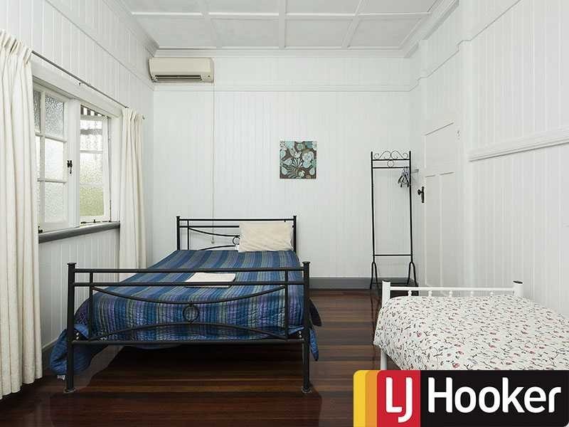 438 Waterworks Rd, Ashgrove QLD 4060