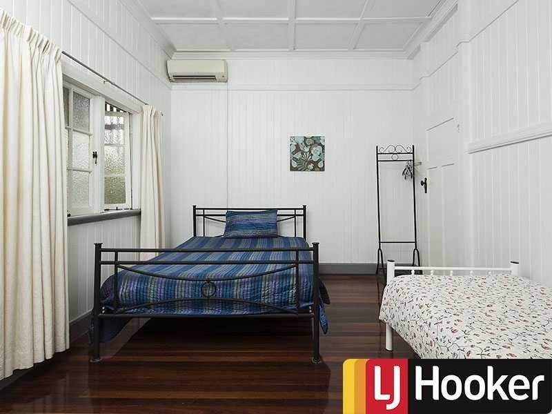 438 Waterworks Rd, Ashgrove QLD 4060