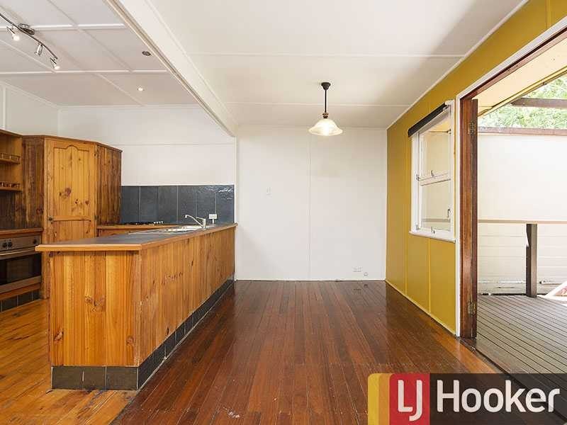 144 Waterworks Rd, Ashgrove QLD 4060